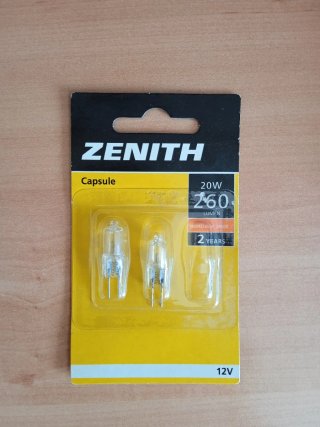Lámpara de escritorio azul verdoso.