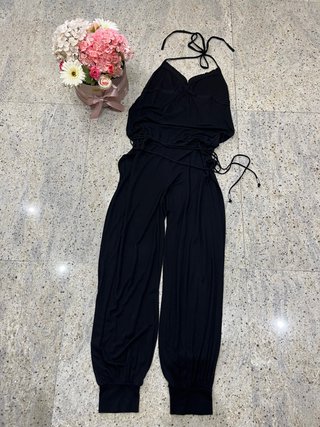 Tuta Benetton nera donna