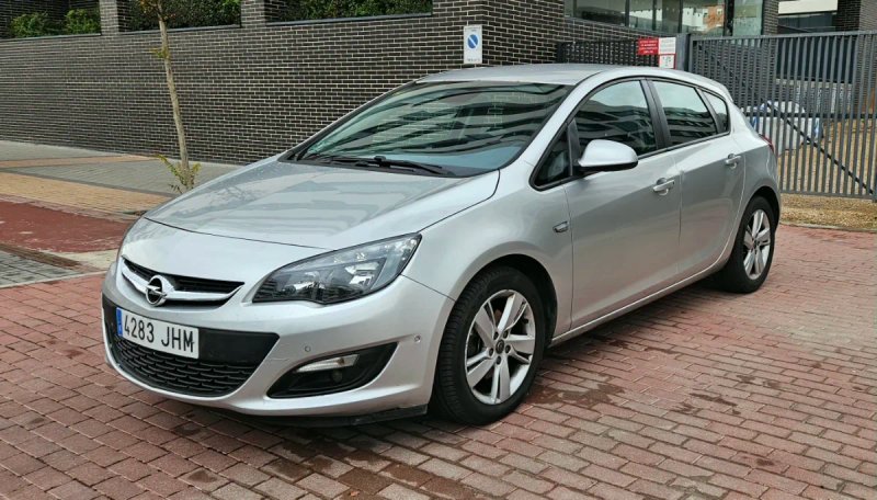 Opel Astra 2.0 CDTI S/S Excellence 18'' 2015