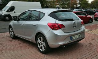 Opel Astra 2.0 CDTI 165 cv