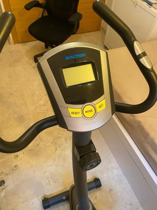 Bicicleta Estática Compacta