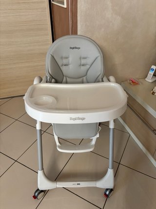Seggiolone Peg Perego Grigio