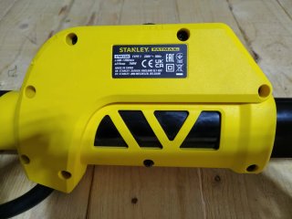 Lijadora de pared Stanley Fatmax SFMEE500