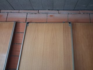 Puertas correderas armario roble claro