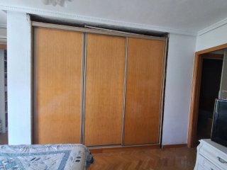Puertas correderas armario roble claro