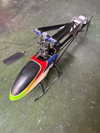 1 Avión RC + 2 Emisoras + Helicóptero RC + BATs