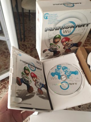 Mario Kart Wii con Wii Wheel