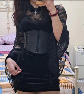 Vestito stile gotico in pizzo nero