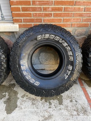 4 Neumáticos 35 12.5 R-15