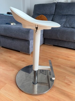 Taburete de cocina Ikea blanco regulable en altura