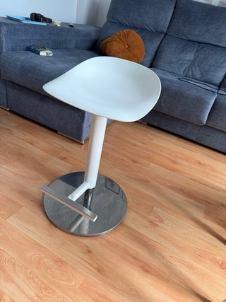 Taburete de cocina Ikea blanco regulable en altura