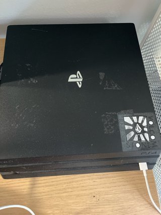 PlayStation 4 Pro (PS4 Pro) Negra