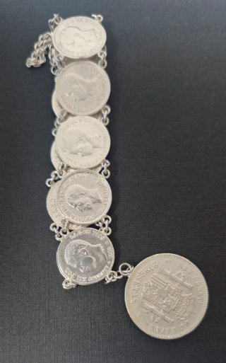 Bracciale in Argento con Monete Spagnole Antiche