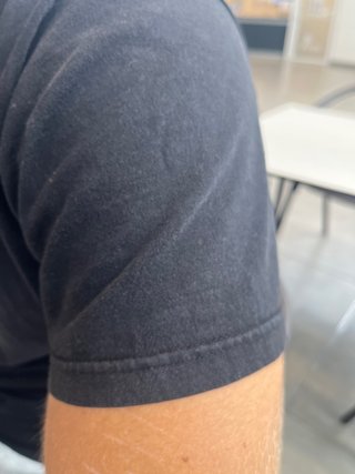 Camiseta negra manga corta