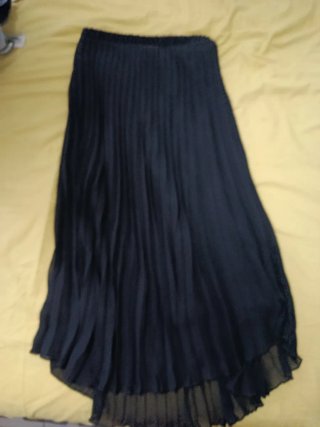 Falda larga plisada negra Primark Talla S