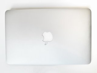 MacBook Air 11,6 i5 4GB 256GB SSD