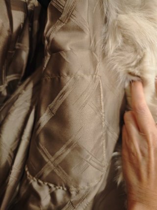 Abrigo de Piel de Zorro Blanco Ochetebro Talla Lb