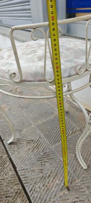 Silla tocador vintage hierro forjado