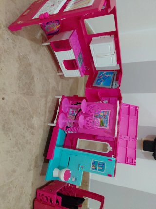 Caravana Barbie con Accesorios