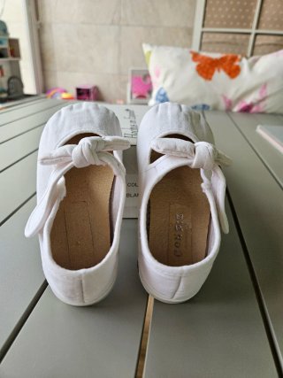 Merceditas de Lona Blancas Talla 26
