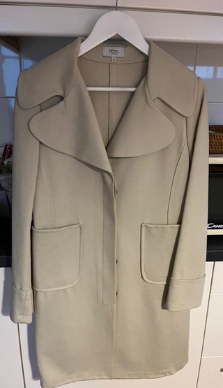 Abrigo Hoss Intropia Beige Mujer