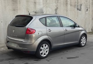 SEAT ALTEA 1.9 TDI 105CV * 1 DUEÑO Y LIBRO *