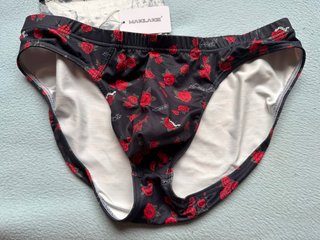 Gayumbo slip ajustado, talle bajo, Maiclaice rosas