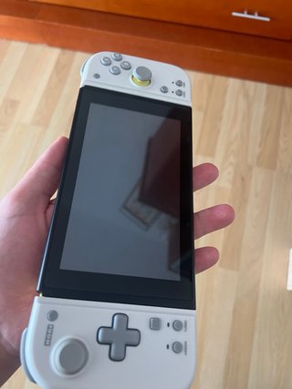 Nintendo Switch + Accesorios y Juego de regalo