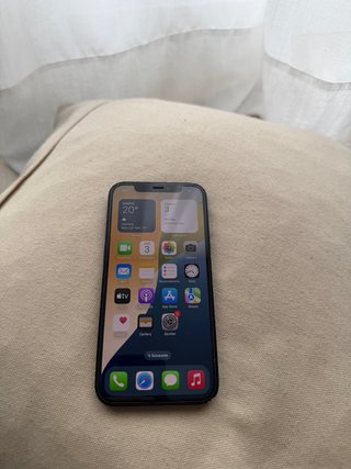 iPhone 12 64 GB Negro