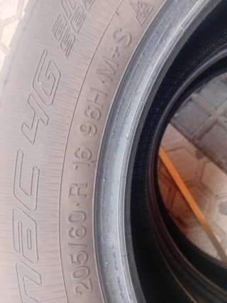 Neumático 205/60 R 16 96H M+S