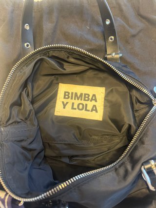 Bolso Bimba y Lola bandolera nylon negro y lila