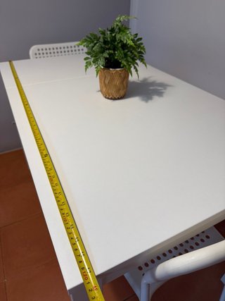 Mesa extensible con 4 sillas