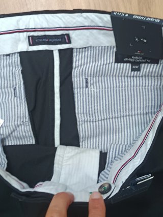 Pantalones Tommy Hilfiger NUEVOS CON ETIQUETAS