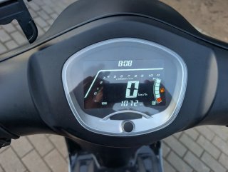 Keeway Versilia 125cc Scooter Negra