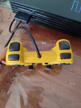 Consola PlayStation 2 (PS2) con mandos