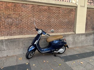 Vespa Primavera 125