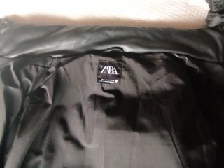 Plumas Negro Zara