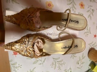 Zapatos de fiesta El Corte Inglés dorados
