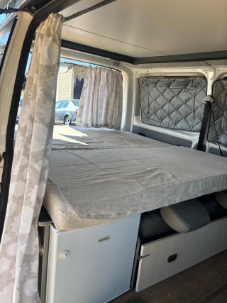 Volkswagen Transporter T5 2011