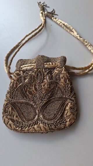 Bolso de fiesta bordado