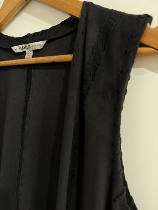 Chaleco Zara flecos ante negro talla única