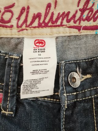 Bermudas Vaqueras Ecko Unltd. Vintage. size 32
