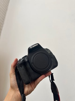 Cuerpo Canon EOS 600D para piezas