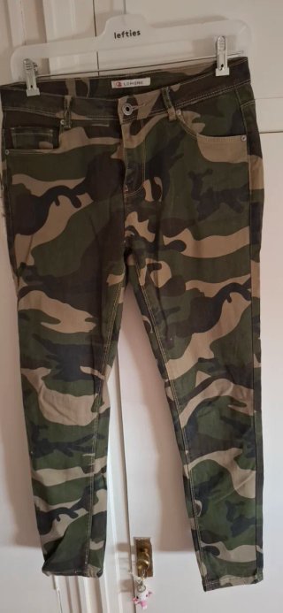 Pantalón de camuflaje