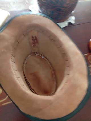 Sombrero de Cuero Estilo Country