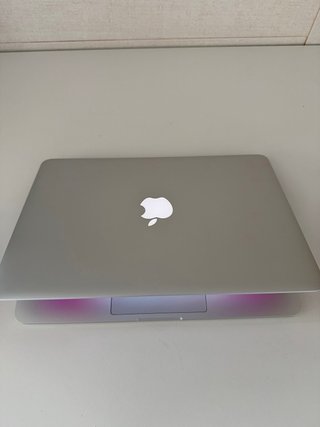 MacBook Pro 13Apple