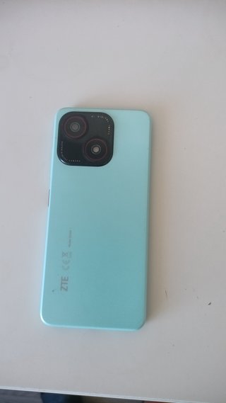 Teléfono ZTE Verde