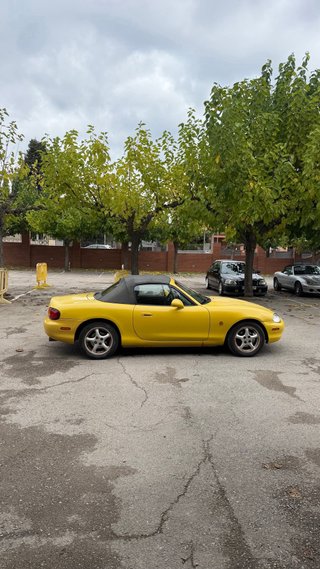 Mazda MX-5 1.8