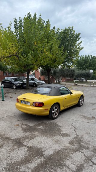 Mazda MX-5 1.8