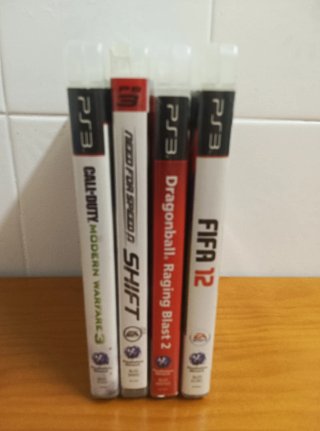 Lote 4 Giochi PS3 Dragon Ball Raging Blast 2 + COD